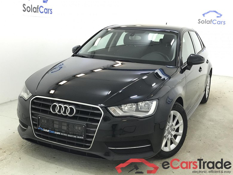AUDI A3 SB 1.6TDI ULTRA Navi PDC Klima #1