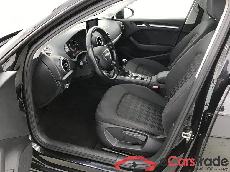 AUDI A3 SB 1.6TDI ULTRA Navi PDC Klima #5