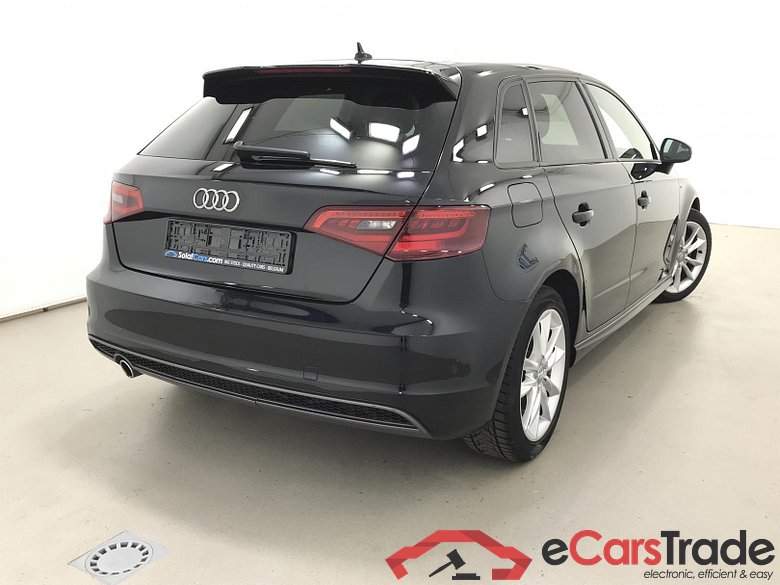 Audi A3 SB 1.6 TDI S-Line Xenon Navi Klima #3