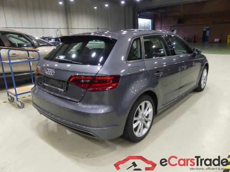 Audi A3 SB 2.0 TDi S-Line Pano Xenon Navi Sport-Leather-Alcantara Klima PDC ... #2