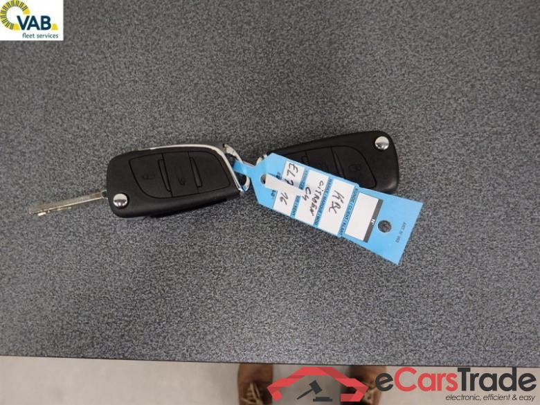 CITROEN C4 1.6E-HDI 112PK EXCLUSIVE Pano Leather Klima PDC ... #6