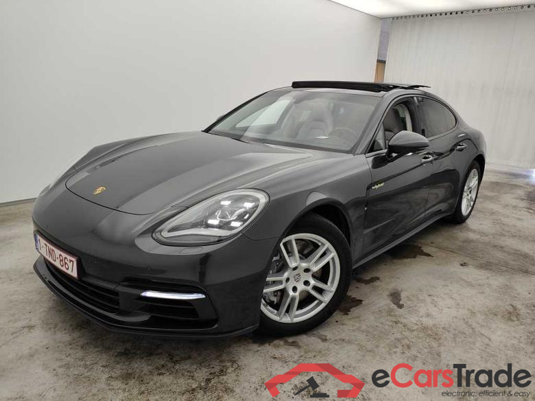 Porsche Panamera 2.9 4 E-Hybrid 5d LED, Leather Sport Seats, Pan. Roof (total options: 18 030,00 Ex.Vat)