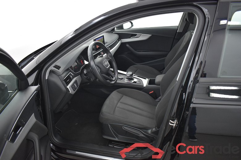 Audi A4 2.0 TDi Aut. Xenon Navi KeylessGo Klima PDC ... #5