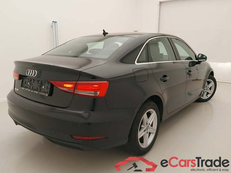 Audi A3 1.6 TDi Aut. Xenon Navi Klima PDC ... #3