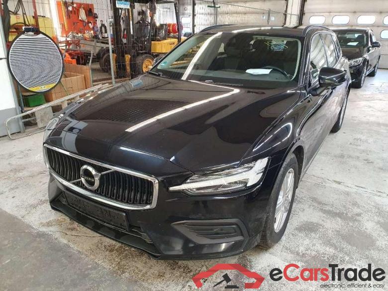 VOLVO V60 D3 Geartronic Momentum #1