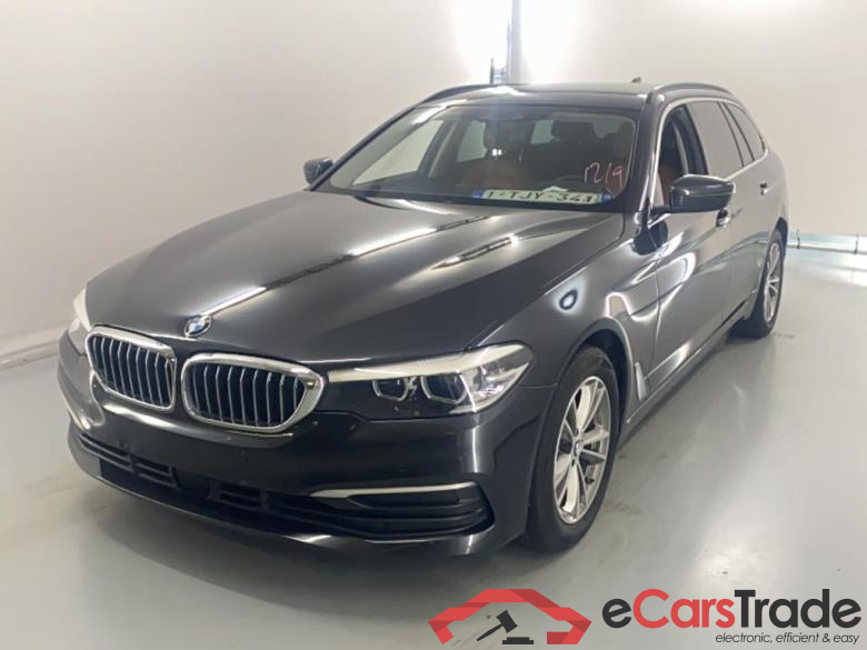 BMW 5 TOURING DIESEL - 2017 520 dA Business Edition (ACO) Corporate