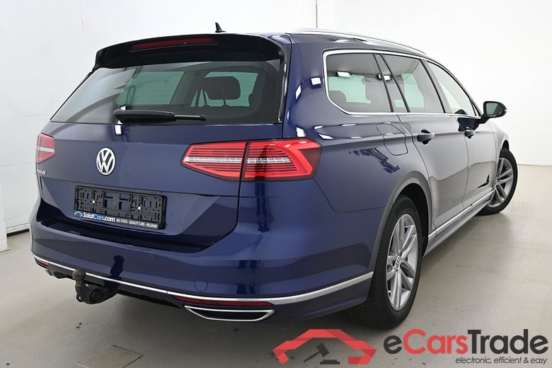 Volkswagen Passat 1.6 TDi R-line Aut. Virtual LED-Xenon Navi Sport-Leather Camera KeylessGo Klima PDC ... #3