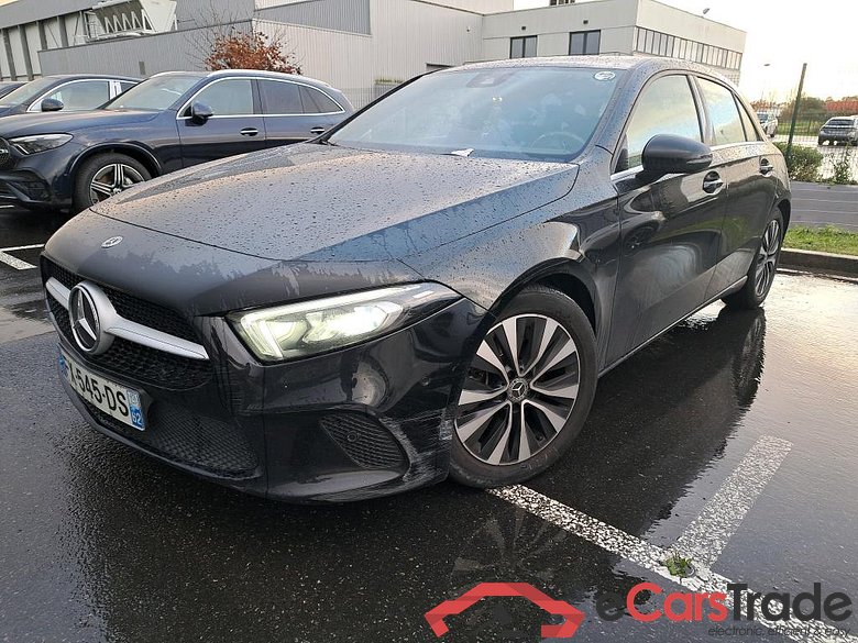 MERCEDES-BENZ Classe A Compact / 2018 / 5P / Berline A 180 d Business Line 8G-DCT