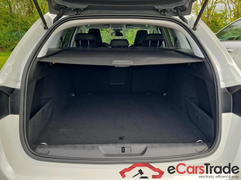 Peugeot 308 1.5 BlueHDi 130Hp Allure LED Navi Sport-Leather-Alcantara KeylessGo Klima PDC ... #6