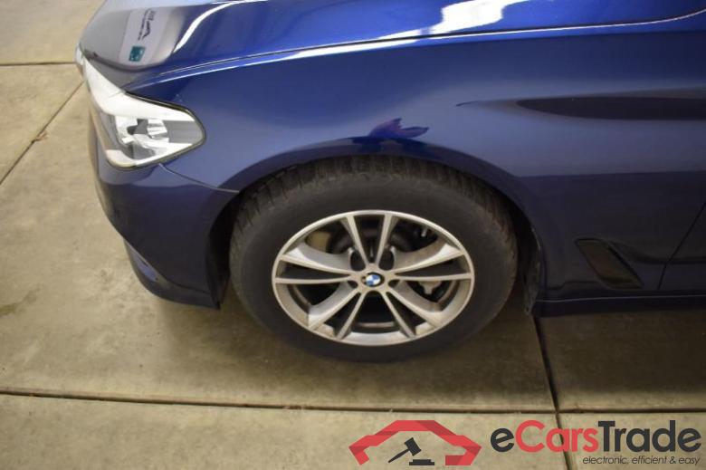 BMW 5-Serie Touring ´16 Baureihe 5 Touring 530 i xDrive Sport Line 2.0 185KW AT8 E6dT #5