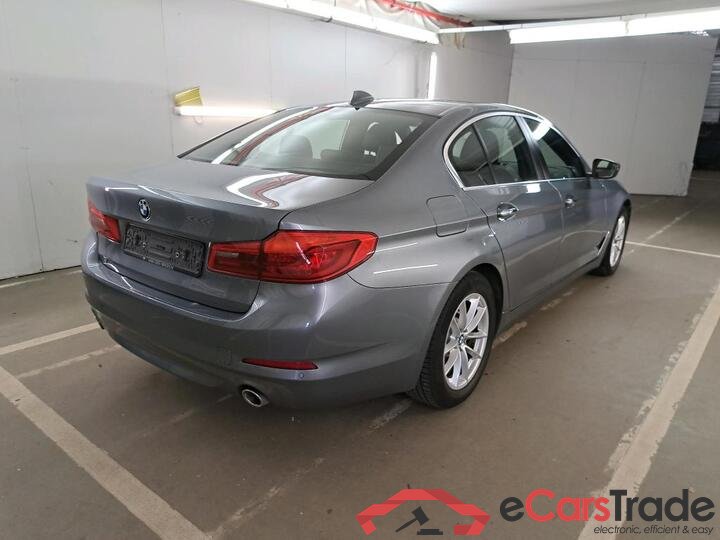 BMW 520d LED-Xenon Navi Leather KeylessGo Klima PDC ... #3