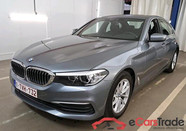 BMW 520d LED-Xenon Navi Leather KeylessGo Klima PDC ... #1