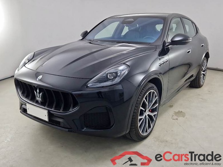 Maserati 4 MASERATI GRECALE / 2022 / 5P / SUV 2.0 330CV MHEV MODENA Q4 AUTO #1
