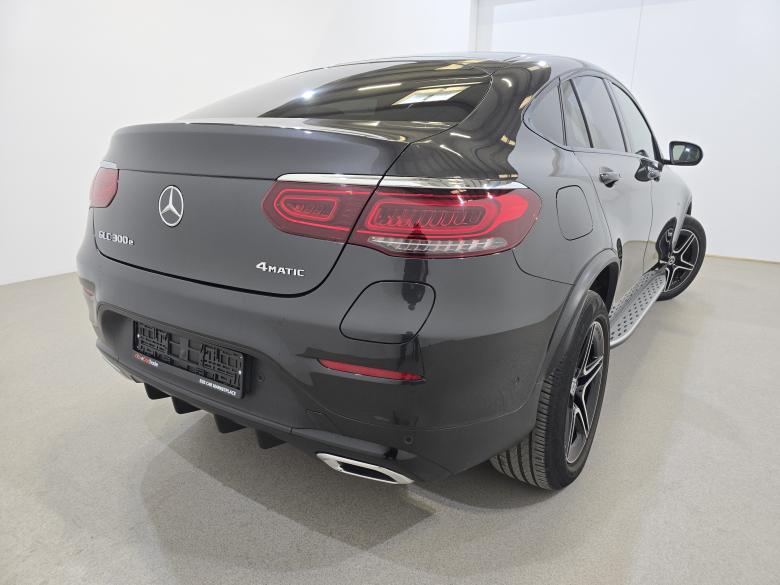 Mercedes GLC 300e Coupe Hybrid 4Matic AMG Aut. Pano LED-Xenon Navi Sport-Leather KeylessGo Camera Klima PDC ... #4