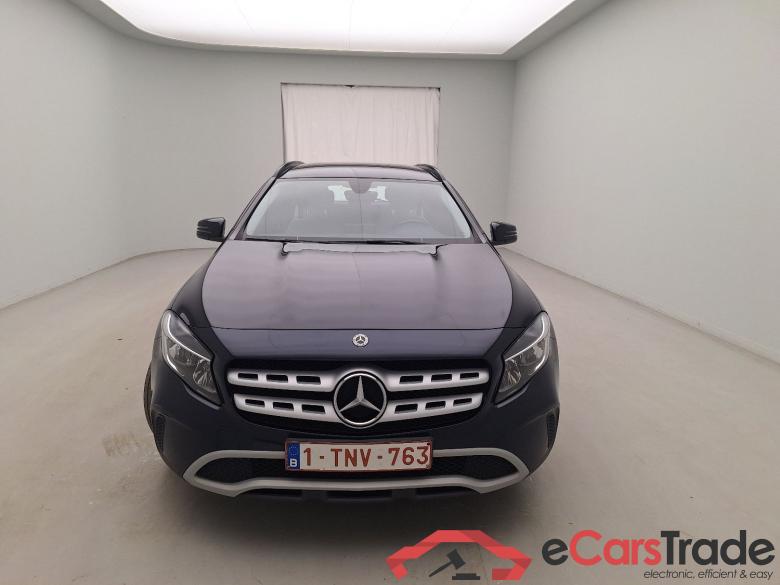 Mercedes, GLA FL'17, Mercedes-Benz GLA GLA 180 d 5d #1