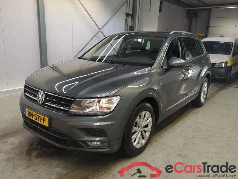 VOLKSWAGEN Tiguan 2.0 TDI CL Bns #1