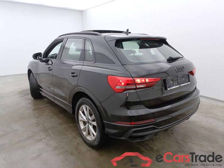 Audi Q3 45 TFSI e S tronic S Line 5d #3