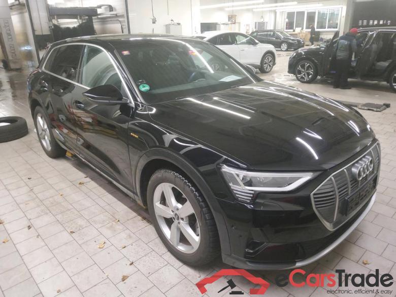 Audi 50 quattro advanced E-tron #2