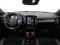 preview Volvo XC40 #2