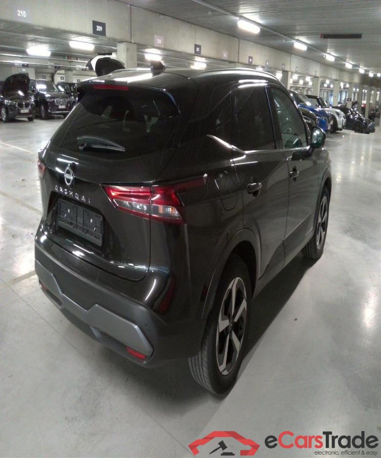 QASHQAI MY22 Mild-Hybrid 140 MT 2WD N-connecta  Design Pack  Cold Pack        #3