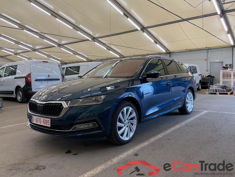 SKODA Octavia Combi Octavia Combi Clever+ 1,4 TSI iV 150 kW 6-speed automat. #1