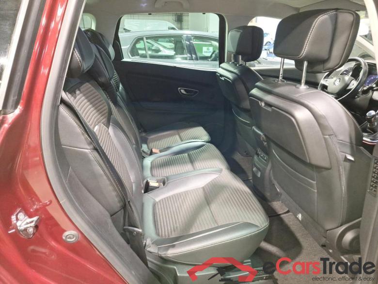 RENAULT GRAND SCENIC DIESEL - 2017 1.5 dCi Energy Bose Edition Hiver Cruising 2 Easy Parking #6