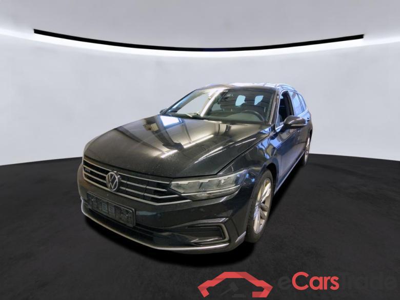 Vw GTE Passat Variant #1