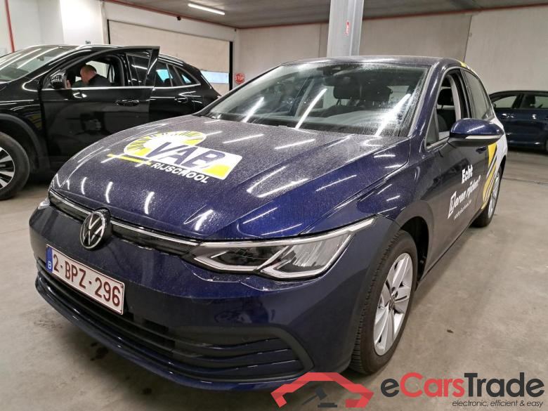 VOLKSWAGEN - VW  GOLF TSI 110PK Life Pack Light & Sight & Nav Discover Media & Travel Media & Rear Camera * PETROL *