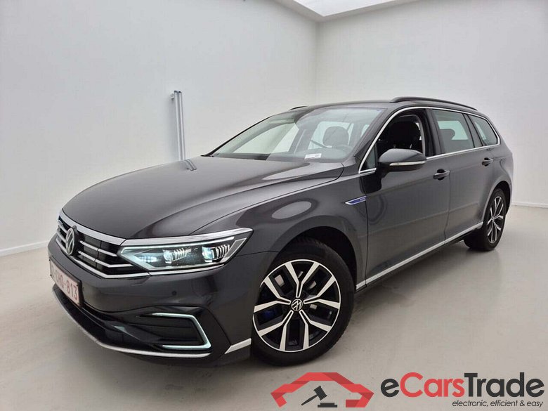 VOLKSWAGEN PASSAT VARIANT 1.4 GTE BUSINESS DSG6 #1