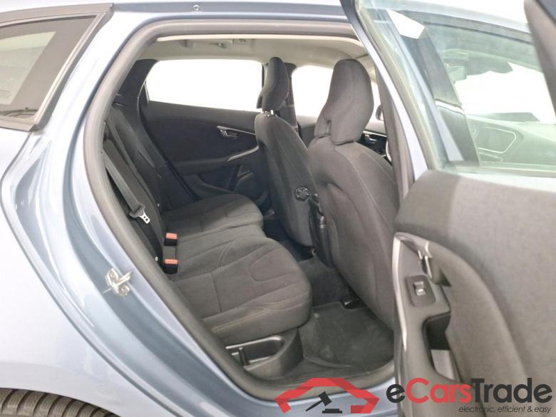 VOLVO V40 DIESEL - 2016 2.0 D2 Eco Kinetic Geartronic STOCK Professional #6