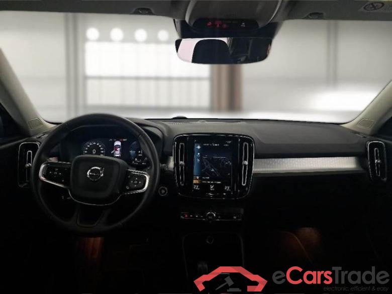 Volvo 228 VOLVO XC40 / 2017 / 5P / SUV T5 PLUG-IN HYBRID AUTO RECH INSCRIP EXPR #3