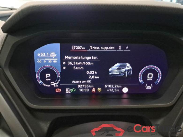 Audi 4 AUDI Q4 E-TRON / 2021 / 5P / SUV 40 E-TRON S LINE EDITION #4