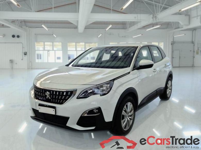 Peugeot 130BSPRO1 PEUGEOT 3008 / 2016 / 5P / SUV BLUEHDI 130 SeS BUSINESS #1