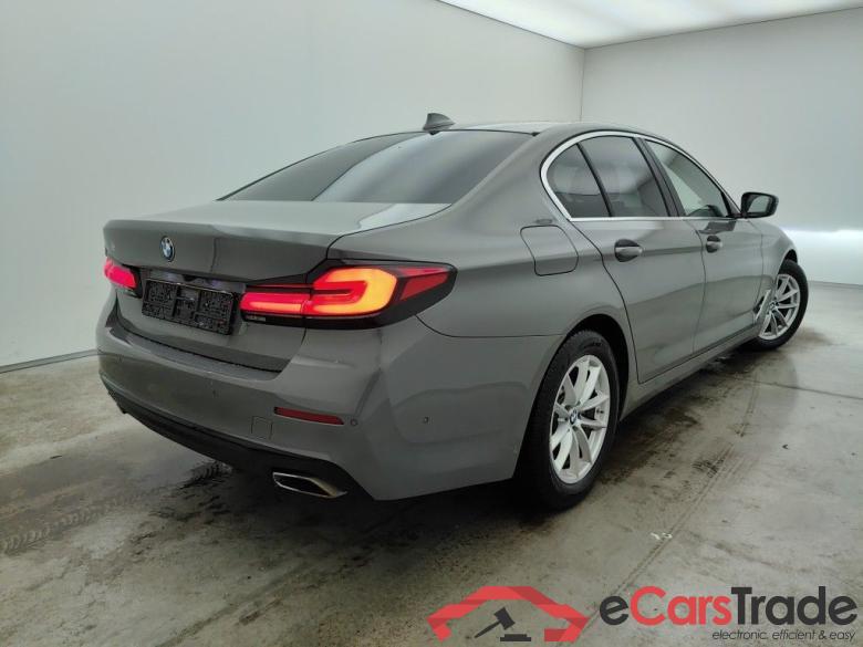 BMW 5 DIESEL - 2020 520 dA 190 MHD 4d #5