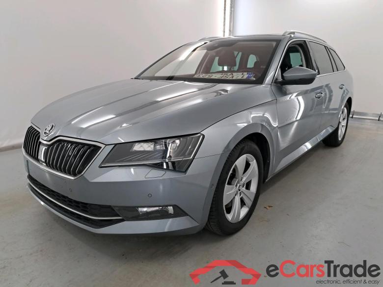 SKODA SUPERB COMBI DIESEL - 2015 1.6 CR TDi Style Premium II Corporate Plus #1