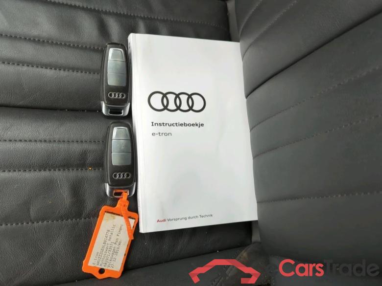 AUDI e-tron  #6