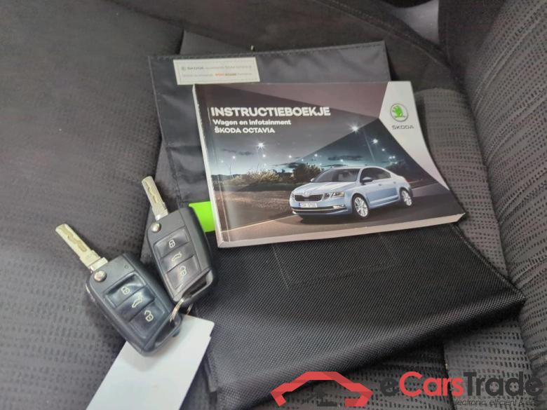 SKODA Octavia Combi 85 kW #6