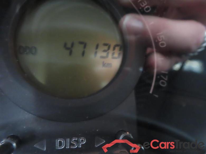 TOYOTA Aygo 1.0 VVT-i x-play ltd #4