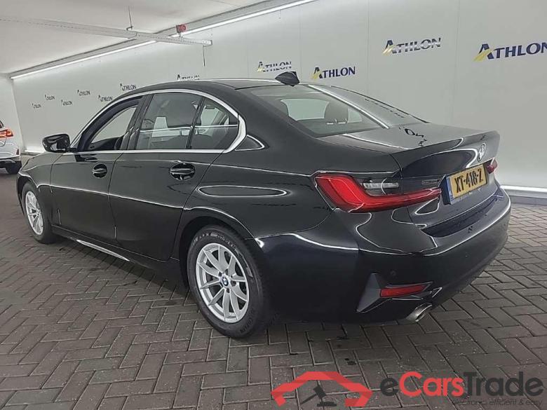 BMW 3 Serie Sedan 320iA 4D 135kW #4