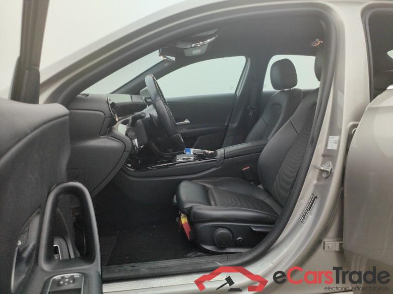 Mercedes-Benz A-Klasse Limousine A 180 d DCT Business Solution 4d #6