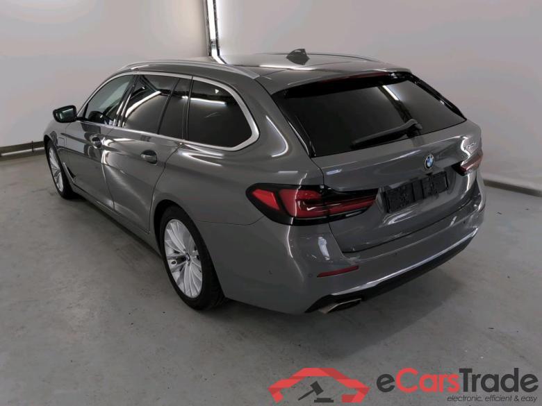 BMW 5 SERIES TOURING 2.0 530E TOURING AUTO Driving Assistant Safety #3