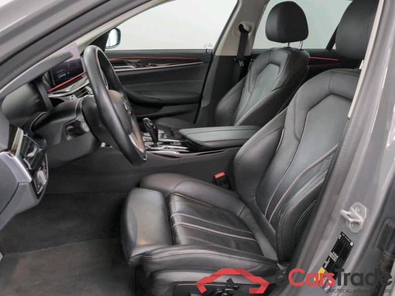 BMW 5 SERIES TOURING 2.0 530E TOURING AUTO Driving Assistant Safety #5