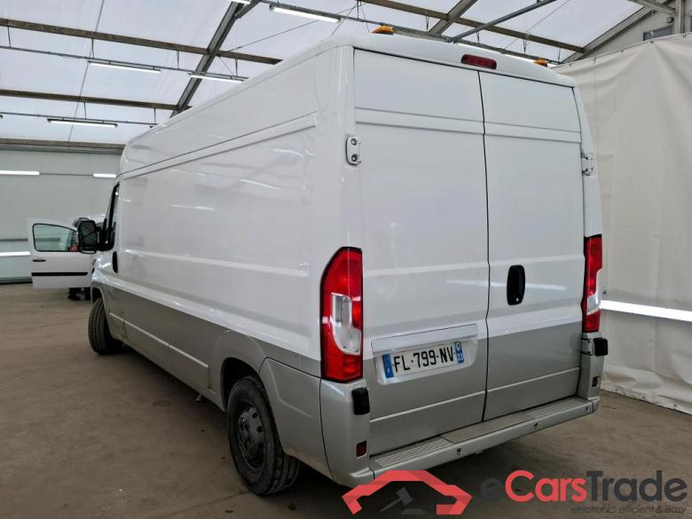Citroen 35 L3H2 BlueHDi 110 BVM6 Club CITROEN Jumper / 2014 / 4P / Fourgon tôlé 35 L3H2 BlueHDi 110 BVM6 Club #2
