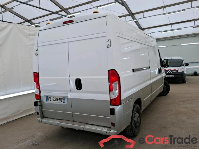 Citroen 35 L3H2 BlueHDi 110 BVM6 Club CITROEN Jumper / 2014 / 4P / Fourgon tôlé 35 L3H2 BlueHDi 110 BVM6 Club #3