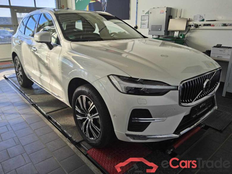 Volvo XC60 (03.2017->) DE - SUV5 B5 (Benzin) 2WD EU6d, Inscription Mild-Hybrid (EURO 6d), (Facelift) 2021 - 2022 #2