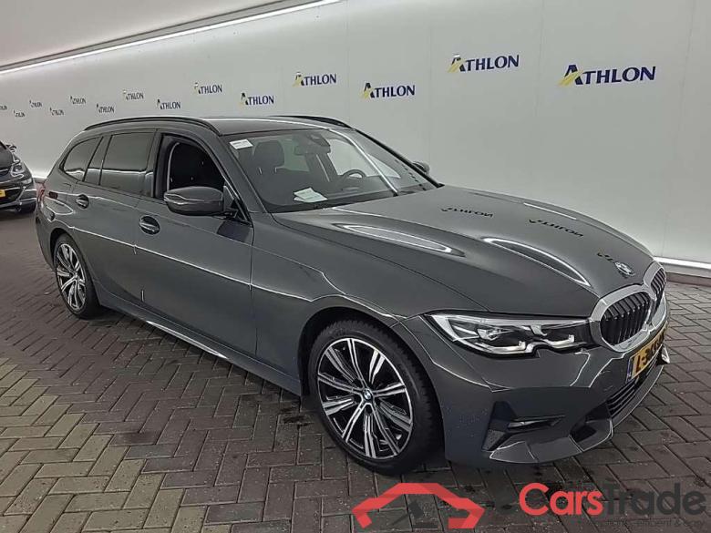 BMW 3-serie Touring 318iA 5D 115kW #2