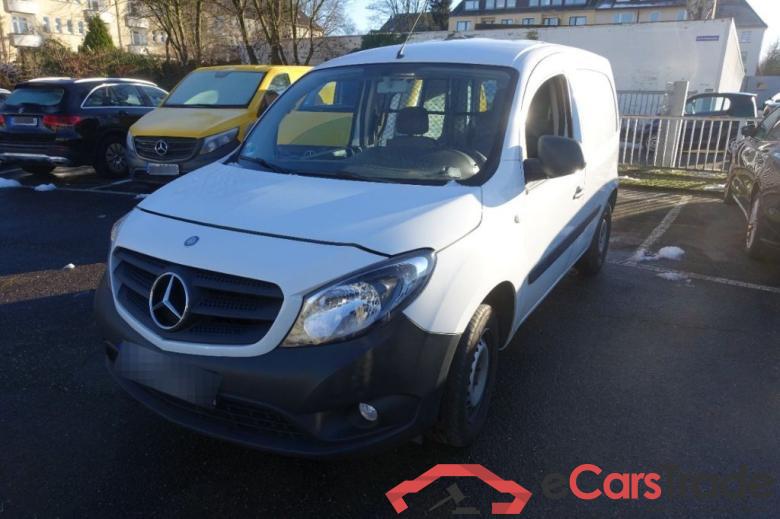 Mercedes _Citan ´12 MERCEDES-BENZ Citan 109 CDI BlueEFFICIENCY lang 4d 66kW