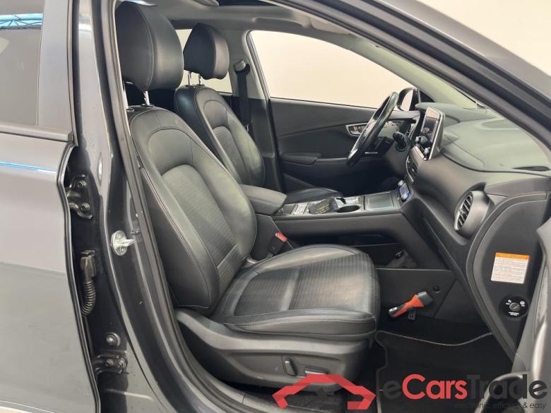 Hyundai Kona '17 Hyundai KONA Premium Electric 64 kWh 5d #3