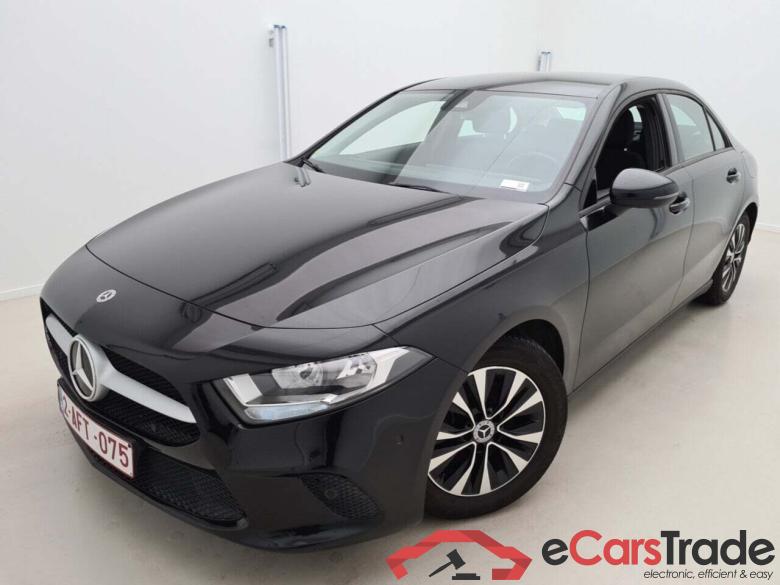 MERCEDES-BENZ A-KLASSE SEDAN 200D BUSINESS SOLUTION DCT #1