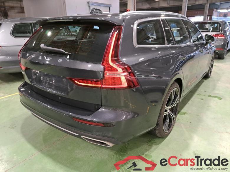 VOLVO V60 - 2018 2.0 T8 AWD PHEV Inscription Geartronic Park Assist Winter #4